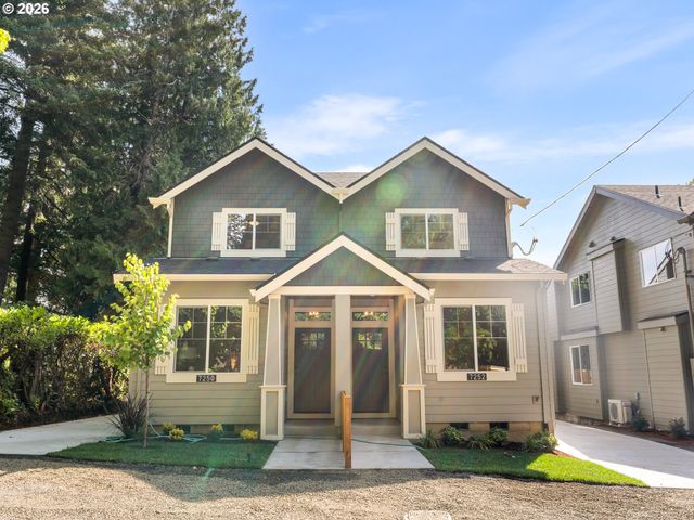 7262 Sw 1st Ave, Portland, OR 97219