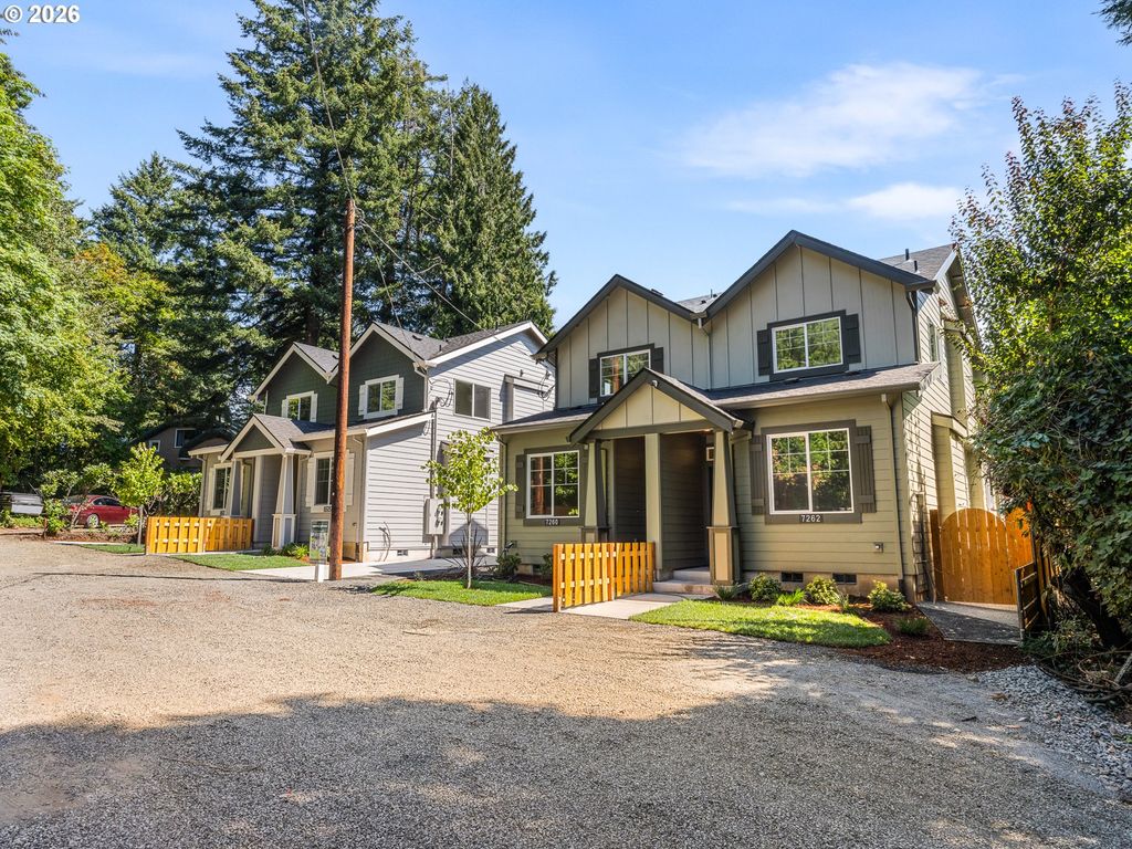 7262 Sw 1st Ave, Portland, OR 97219