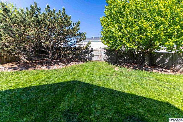 7022 N 88th Avenue, Omaha, NE 68122