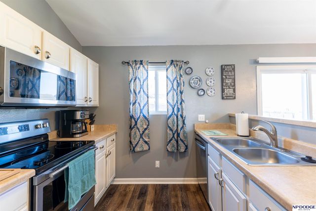 7022 N 88th Avenue, Omaha, NE 68122
