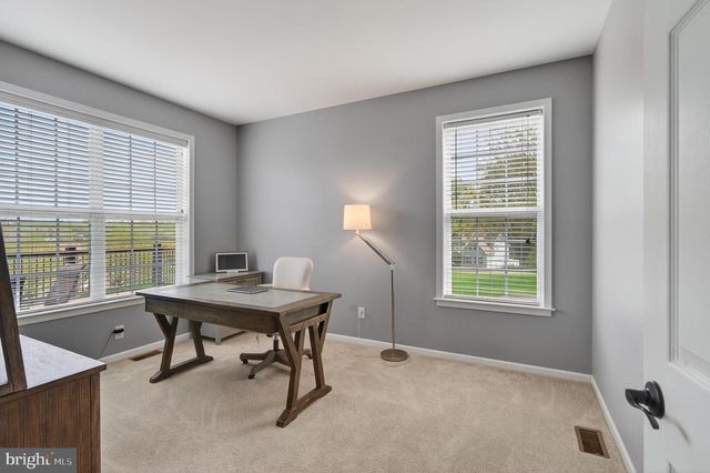401 BOBS LN, Lincoln University, PA 19352