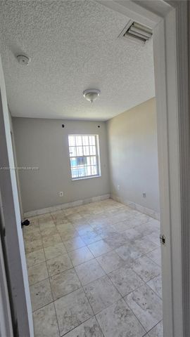 2705 NW 204th Ln, Miami Gardens, FL 33056