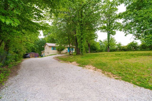 1723 Post Oak Rd, Cookeville, TN 38506