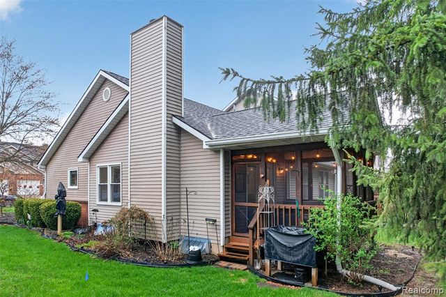 1390 Steeplechase Court, Howell, MI 48843