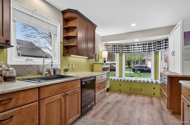 1390 Steeplechase Court, Howell, MI 48843