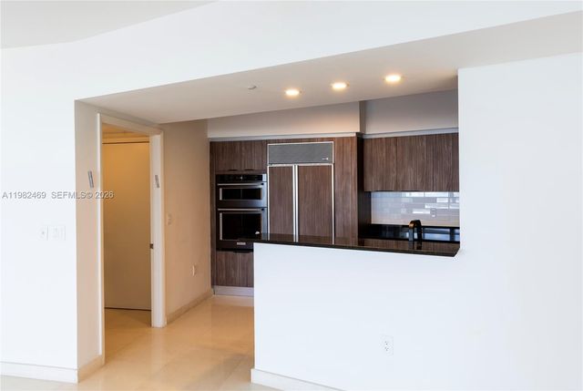 400 Alton Rd 1102, Miami Beach, FL 33139