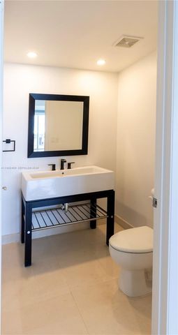 400 Alton Rd 1102, Miami Beach, FL 33139