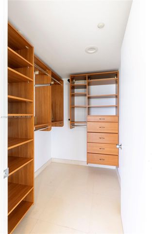 400 Alton Rd 1102, Miami Beach, FL 33139