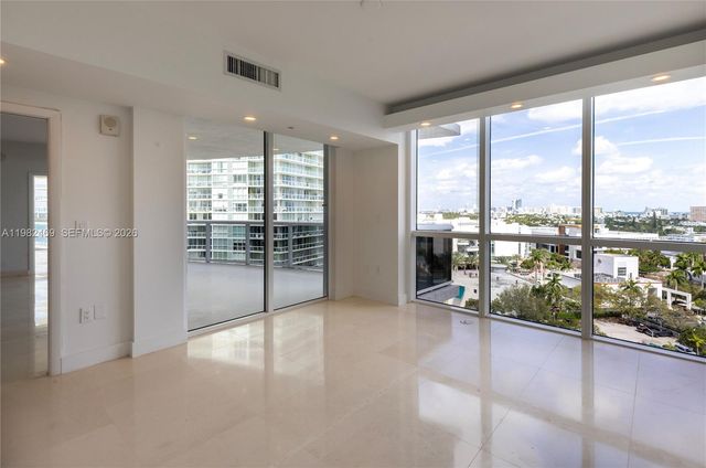 400 Alton Rd 1102, Miami Beach, FL 33139