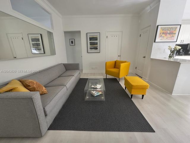 836 10th St 5, Miami Beach, FL 33139