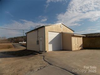 1315 North Main Street NW, Lenoir, NC 28645