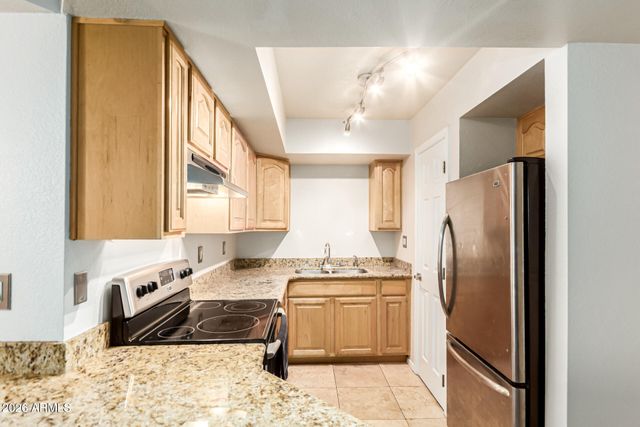 2228 N 52ND Street N 132, Phoenix, AZ 85008