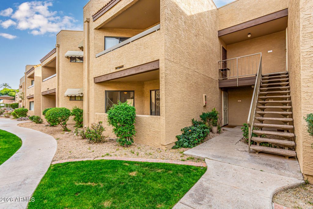 2228 N 52ND Street N 132, Phoenix, AZ 85008