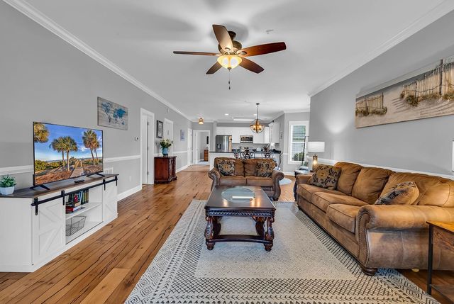 4895 Luster Leaf Cir Apt 101, Myrtle Beach, SC 29577