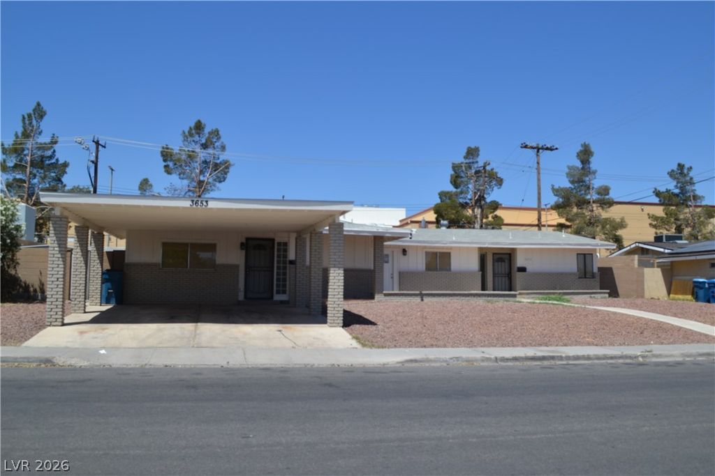 3653 Algonquin Drive, Las Vegas, NV 89169