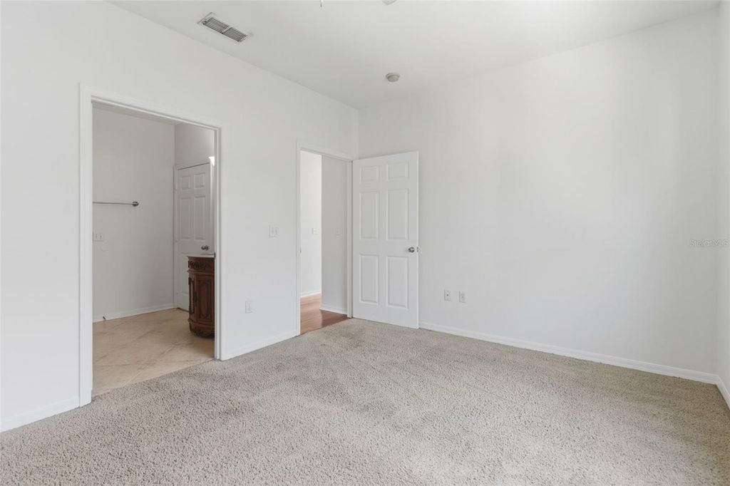 Image 24 of property listing at 5971 WESTGATE DRIVE 1221, Orlando, FL 32835