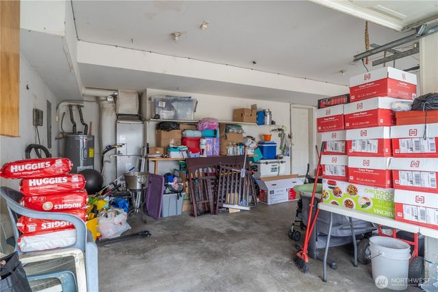 1221 S Lakeland Drive, Moses Lake, WA 98837