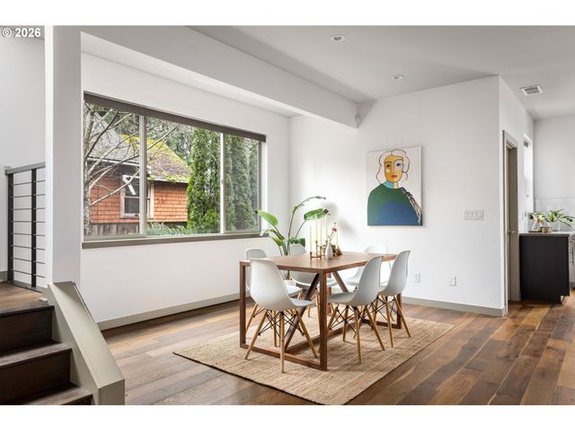 4902 Se OGDEN St, Portland, OR 97206