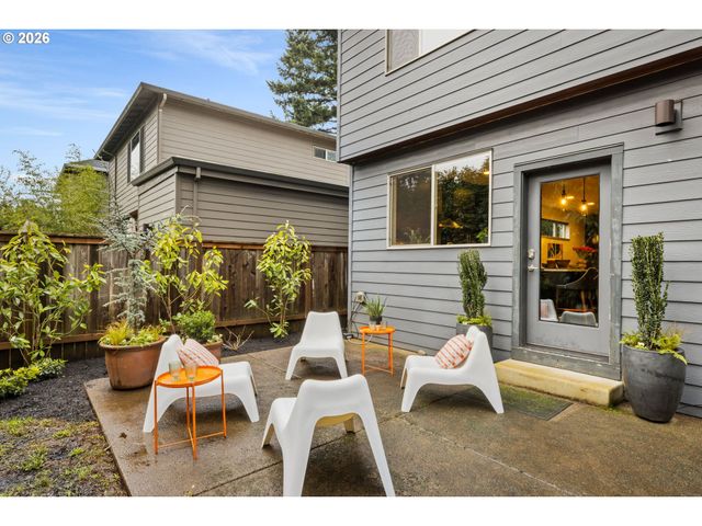 4902 Se OGDEN St, Portland, OR 97206