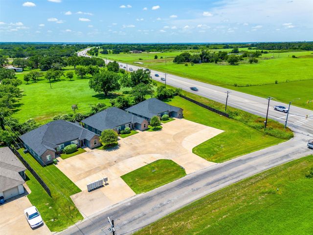 2700 James, Granbury, TX 76049