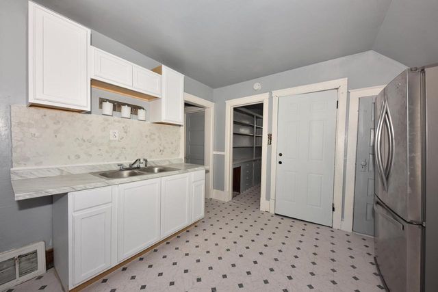 2972 28th STREET, Milwaukee, WI 53210