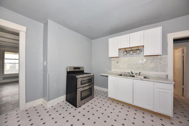2972 28th STREET, Milwaukee, WI 53210