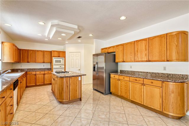 8744 Stockholm Avenue, Las Vegas, NV 89147