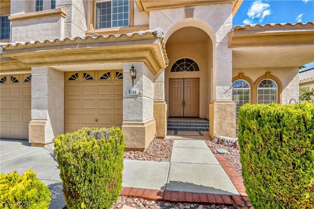 8744 Stockholm Avenue, Las Vegas, NV 89147