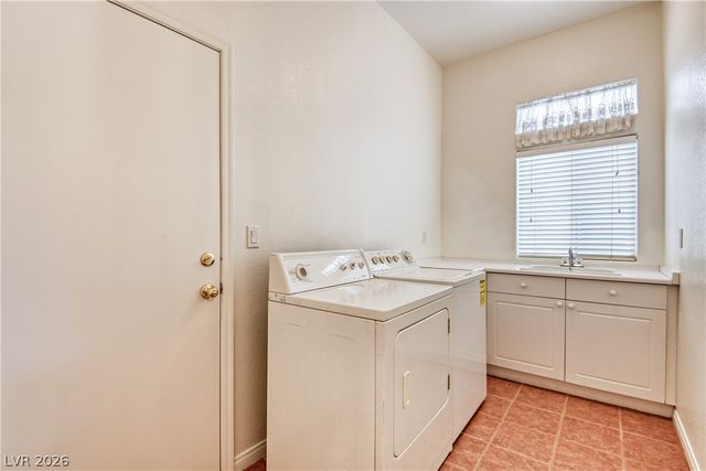 8744 Stockholm Avenue, Las Vegas, NV 89147