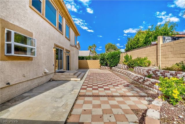 8744 Stockholm Avenue, Las Vegas, NV 89147