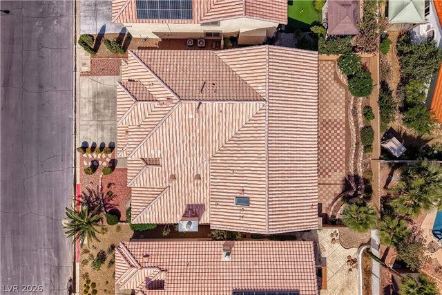 8744 Stockholm Avenue, Las Vegas, NV 89147