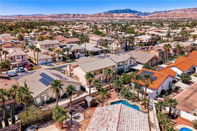 8744 Stockholm Avenue, Las Vegas, NV 89147