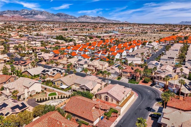 8744 Stockholm Avenue, Las Vegas, NV 89147