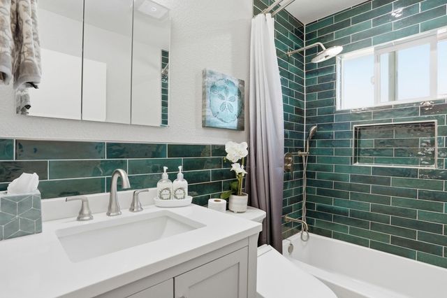 2137 Arroyo Ct 4, Pleasanton, CA 94588