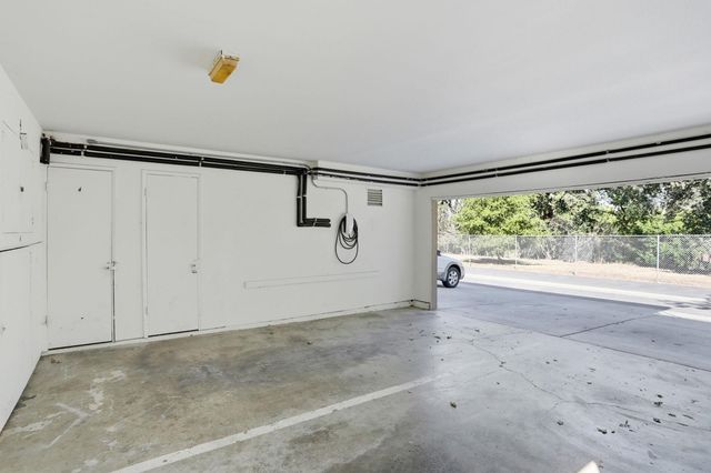 2137 Arroyo Ct 4, Pleasanton, CA 94588