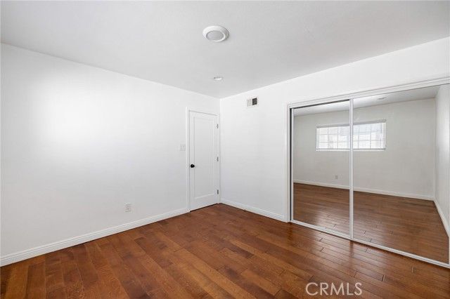 7044 White Oak, Van Nuys (los Angeles), CA 91406