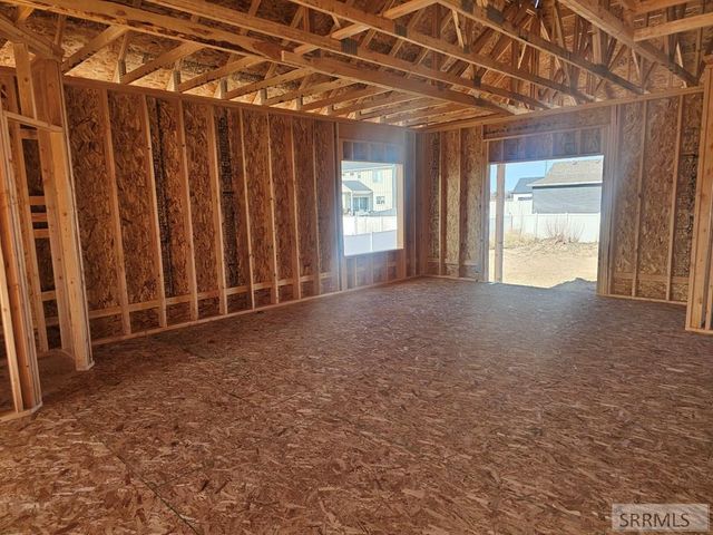 2681 Pinfire Creek, Ammon, ID 83406