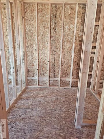 2681 Pinfire Creek, Ammon, ID 83406