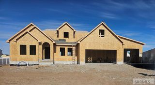 2681 Pinfire Creek, Ammon, ID 83406