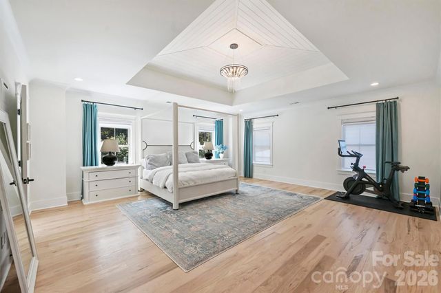 3224 E Ford Road, Charlotte, NC 28205