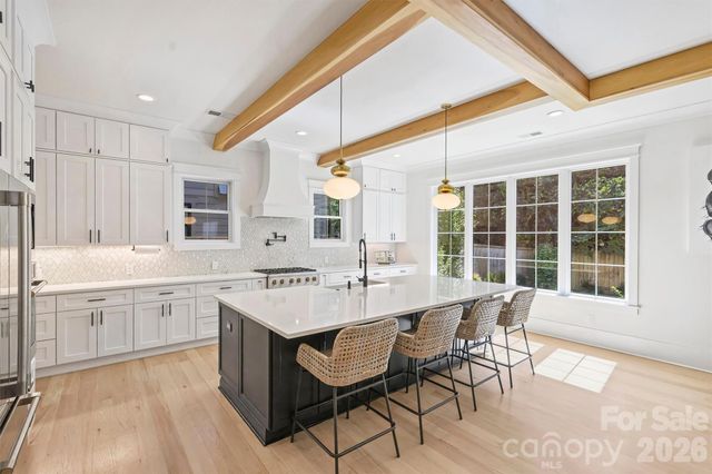 3224 E Ford Road, Charlotte, NC 28205