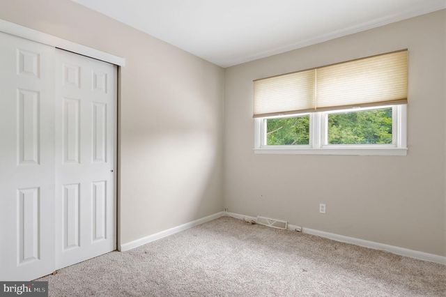 646 PASADENA DR, Magnolia, NJ 08049