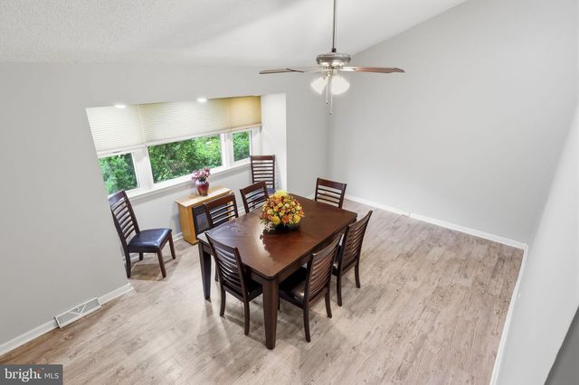 646 PASADENA DR, Magnolia, NJ 08049