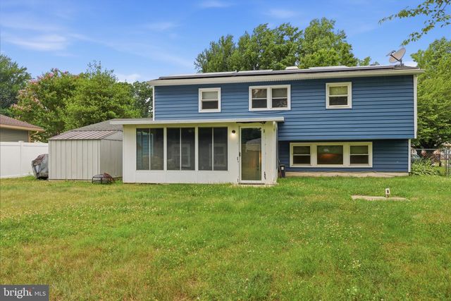 646 PASADENA DR, Magnolia, NJ 08049