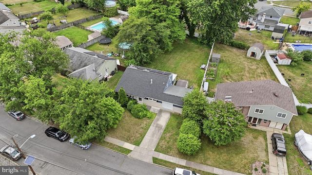 646 PASADENA DR, Magnolia, NJ 08049