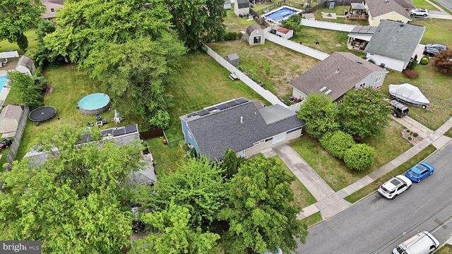 646 PASADENA DR, Magnolia, NJ 08049