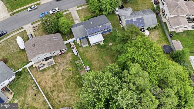 646 PASADENA DR, Magnolia, NJ 08049