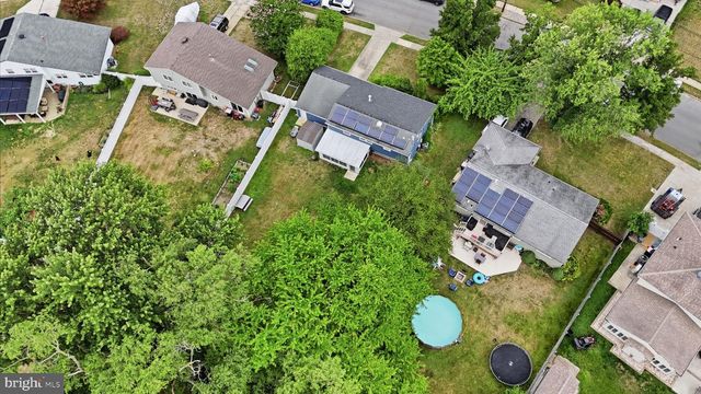646 PASADENA DR, Magnolia, NJ 08049
