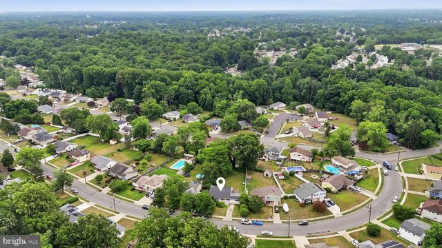 646 PASADENA DR, Magnolia, NJ 08049