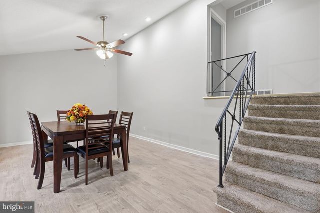646 PASADENA DR, Magnolia, NJ 08049
